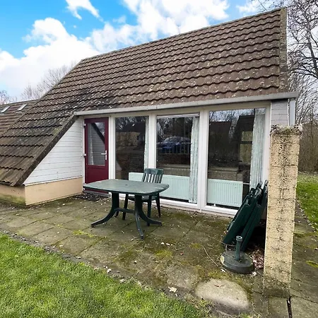 Holiday home Bungalowpark - Alpha 77 Simpelveld