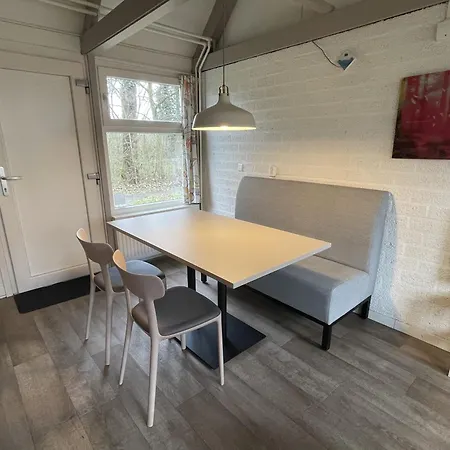 Bungalowpark - Alpha 77 *